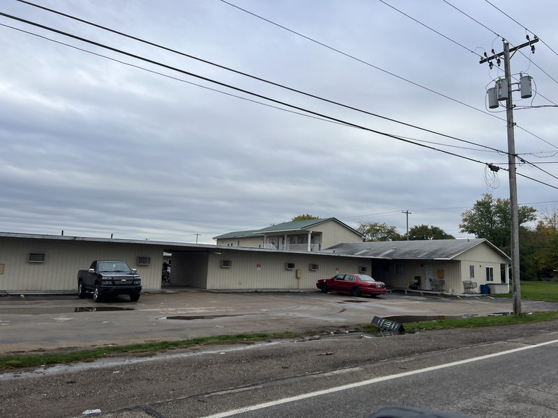 Colonial Motor Inn (Country Hearth Inn and Suites) - Oct 22 2023 Photo (newer photo)